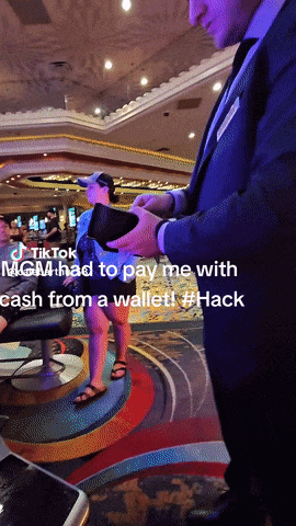 6507575663166.gif