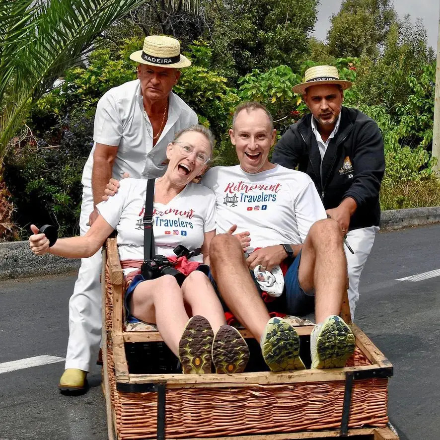 id5644399-Retirement-Travelers14.jpg