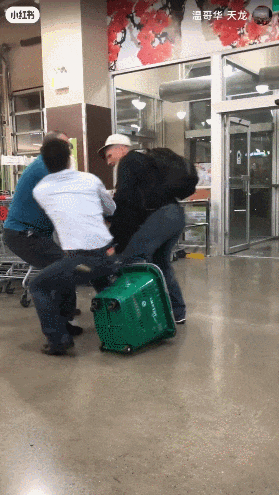 67a3b276ac28b.gif