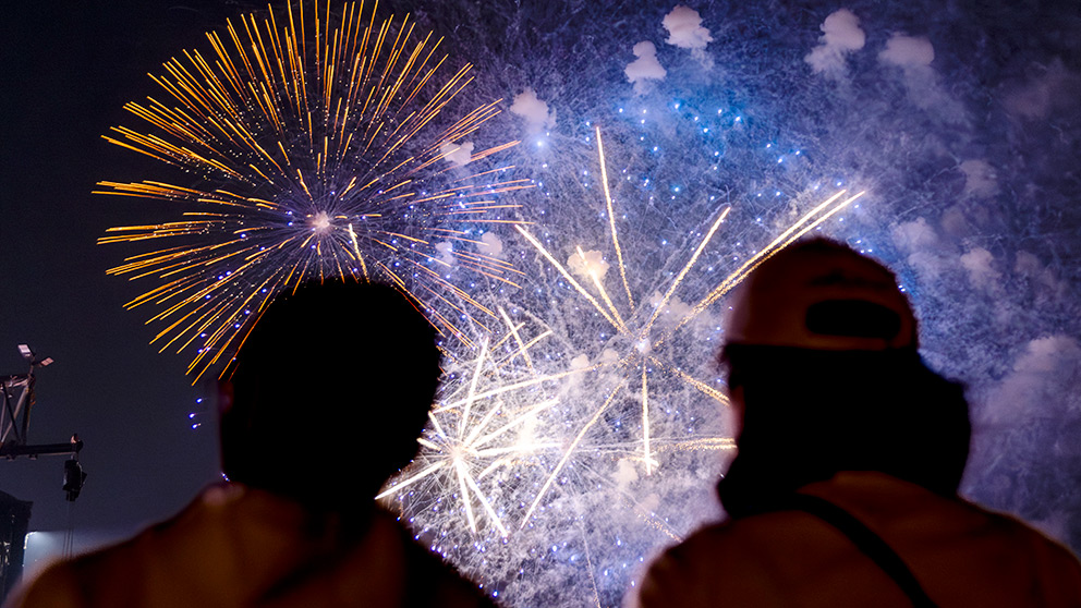 fireworks-992x558.jpg