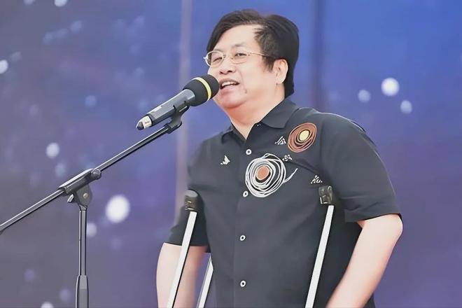 1761564534153994.jpg download (7).jpg