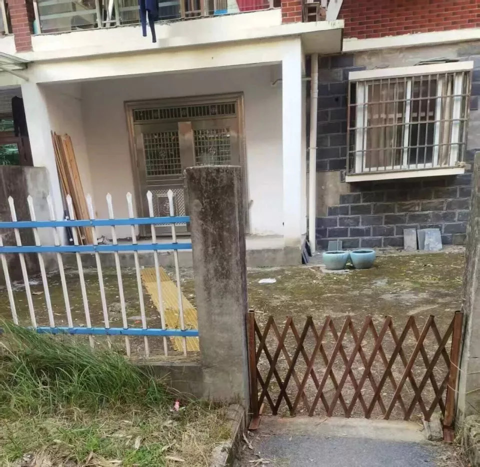 1764939502341048.jpg 652de986deca898541115a4d862034be.jpg