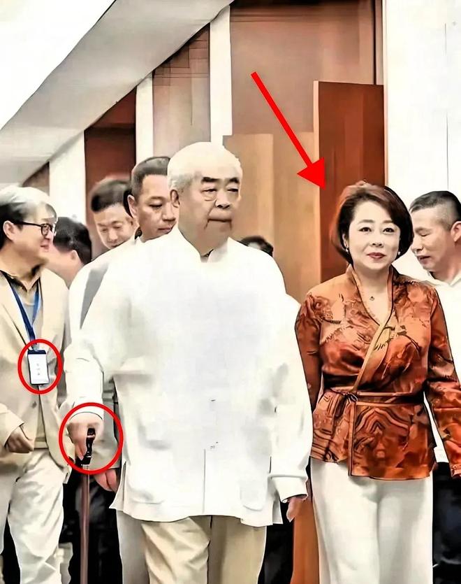 1765456575903397.jpg download (8).jpg