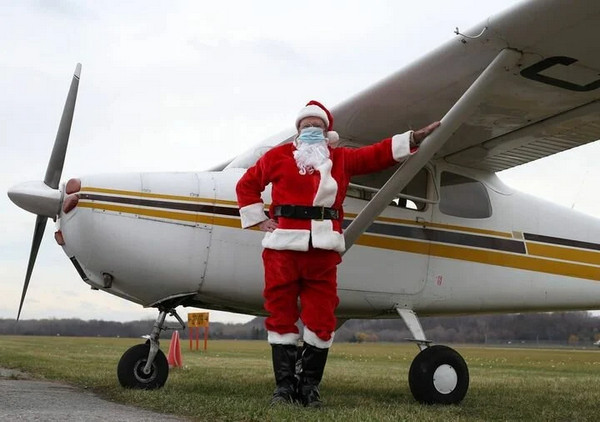 Santa-Flights.jpg