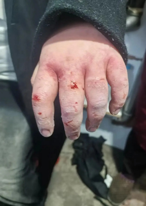 1769707792659094.jpg B6EDF9FB39E5CC756416872B980838CB2F2E6AD6_size108_w1080_h1523.jpg