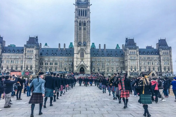 1775855294932086.jpg tartanday24-855x570.jpg