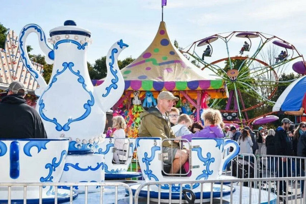 1780045786977542.jpg Beacon-hill-Fun-Fair-855x570.jpg