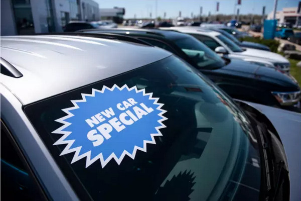 缩略图 | 什么原因使加拿大新车价格4年飙升50%？