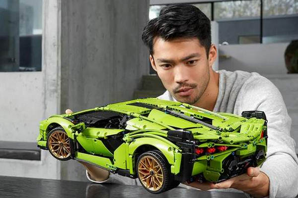 缩略图 | 给孩子买个兰博基尼吧！Lego 乐高 兰博基尼（3696pcs）：超值7.8折！434.99加元包邮！