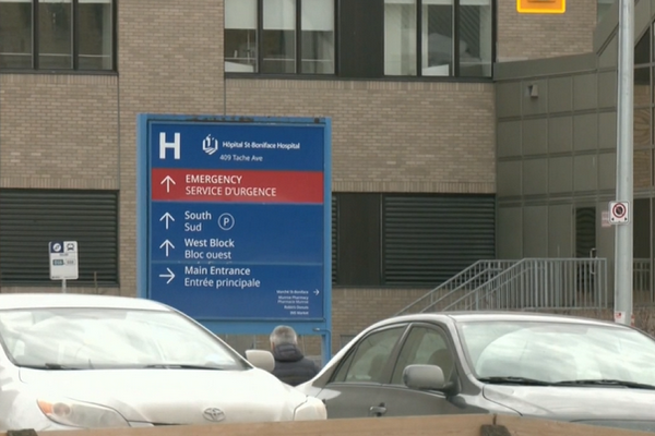 缩略图 | 加拿大医院接连5人候诊死亡：苦等11个小时入院后，心脏骤停猝死！