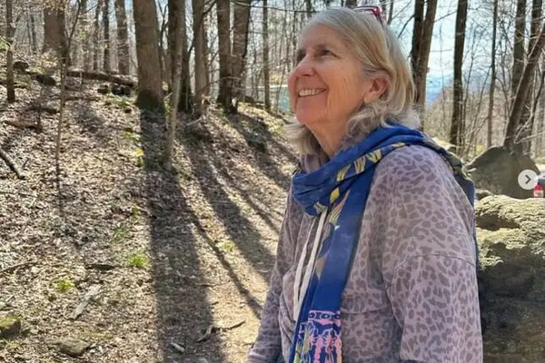 缩略图 | 美国患者花10万元到加拿大治疗，在孤独中去世！