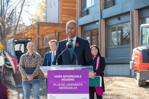 缩略图 | 加拿大启动第三轮速建住房计划，追加15亿！