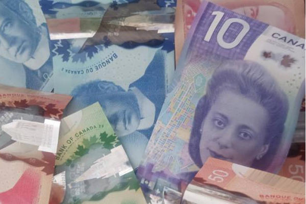 缩略图 | 加拿大统计局最新公布：加拿大人债务惊人，欠款和可支配收入比高达180%！