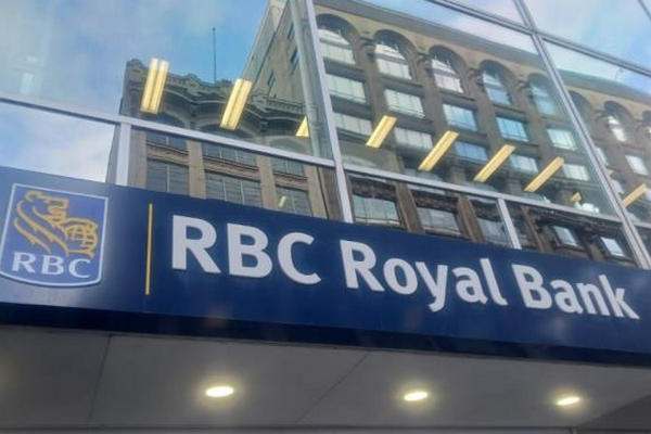 缩略图 | 加国最大银行RBC继续大裁员，逾1000人被离职！