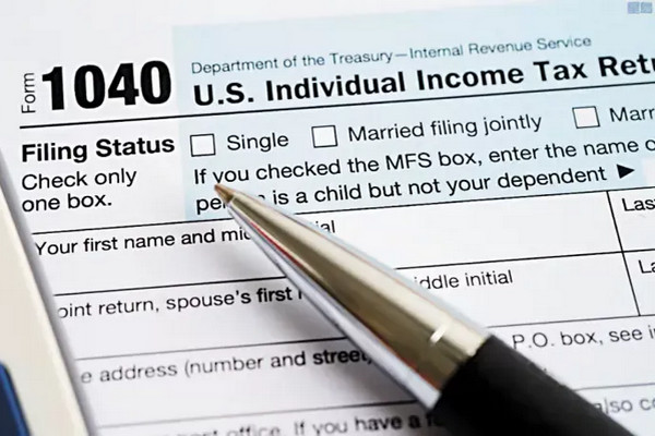 缩略图 | 美国人一生平均缴税逾52万美元，约为收入的三分之一
