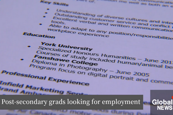 缩略图 | 太难了！加拿大数十万毕业生"抢工作"！多大华裔女生一年还没上岸！