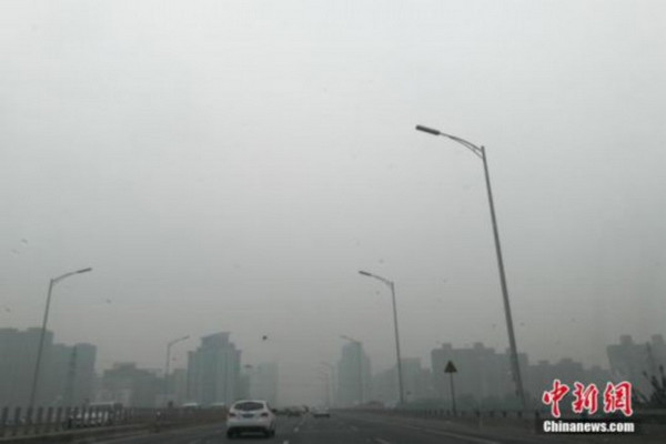 缩略图 | 大半个中国沦陷！雾霾再袭 79城空气重污染预警