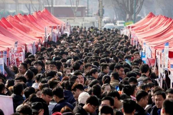 缩略图 | 贸易战重击中国 500万公司倒闭千万人失业
