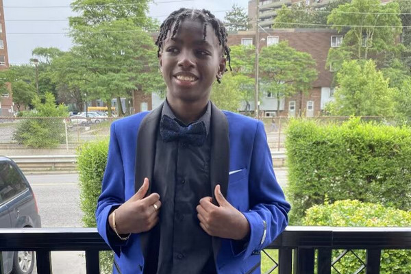 缩略图 | 15岁少年无辜被枪杀！加拿大警方全国通缉20岁嫌犯！