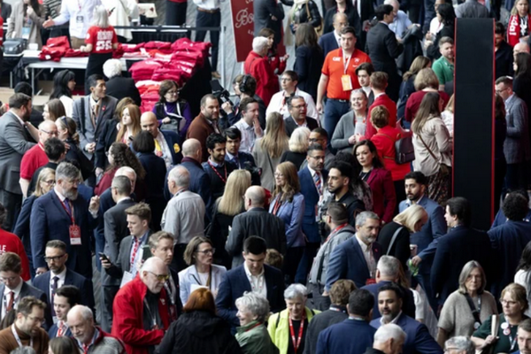 缩略图 | 科技高管公开建议：加拿大想要留住人才，就征收$50万离境税！