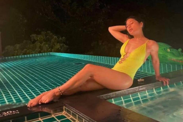 缩略图 | 泰国公主希里万纳瓦瑞大尺度裸露私密照流出