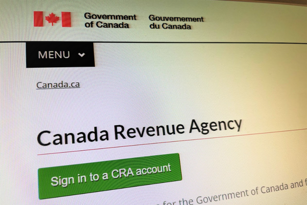 缩略图 | 加拿大税务局追债停了6个月，涉200万人！