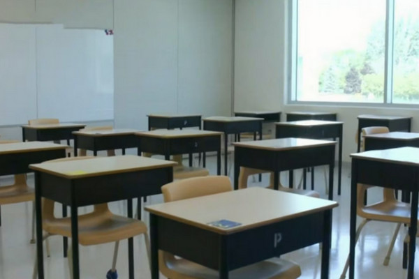 缩略图 | 渥太华公立学校董事会计划出售空置校舍，削减教育项目以节省开支！