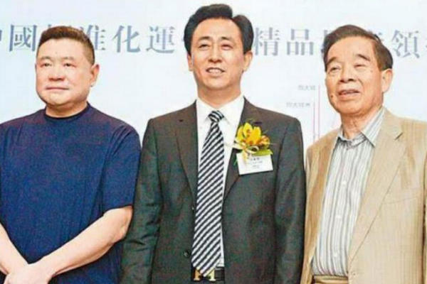 缩略图 | 许家印最铁的兄弟，不再为友情充值了！