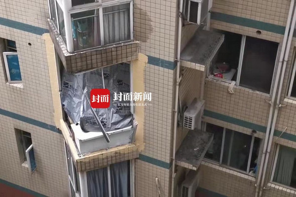 缩略图 | 重庆情侣闹分手，男方点炸药同归于尽，现场惨烈！