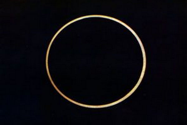 缩略图 | 1987年9月23日河南日环食