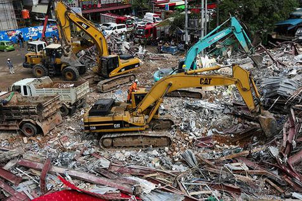 缩略图 | 柬埔寨塌楼事故致死28人，四名涉事中国公民被诉过失杀人！