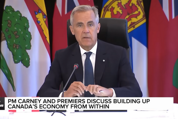 缩略图 | 加拿大人找美国资助$5000亿"脱加"！卡尼紧急发声！