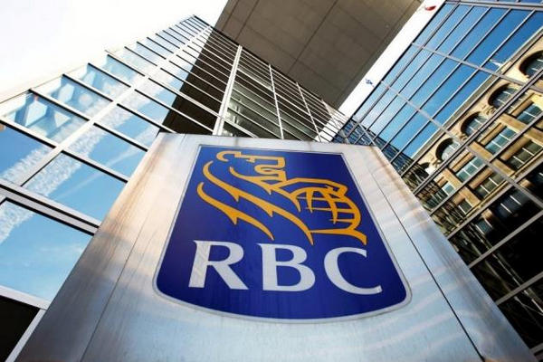 缩略图 | 加拿大女子信用卡被盗刷近9000元，RBC拒绝理赔！