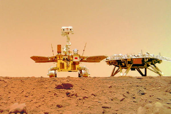 缩略图 | “祝融号”拍摄的火星地貌等照片公布，埋藏多处彩蛋