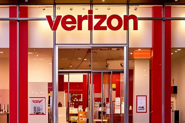 缩略图 | 美国最大运营商Verizon计划发起大裁员，波及1.5万人！
