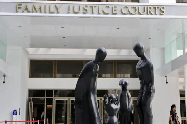 缩略图 | 97岁新加坡富商要娶女秘书！次子求判父亲“心智不全”！