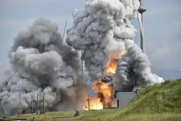 缩略图 | 日本火箭实验场发生爆炸！