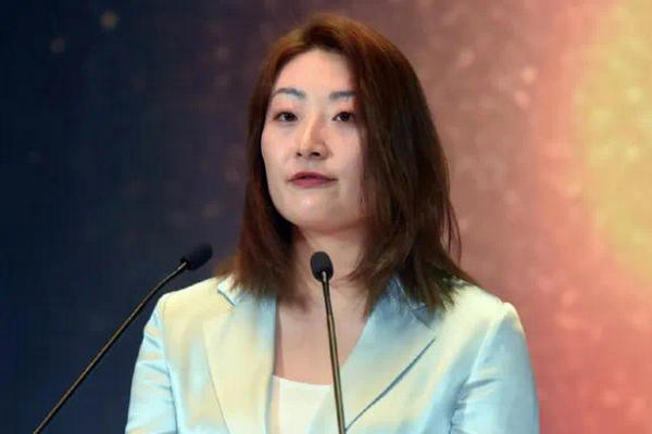 缩略图 | 宗馥莉辞职，长公主的时代落幕！