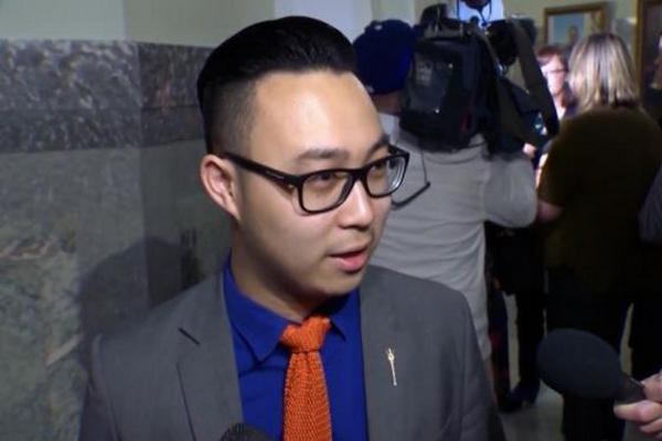 缩略图 | 加拿大27岁华裔议员入侵政府网站，被罚款7200元
