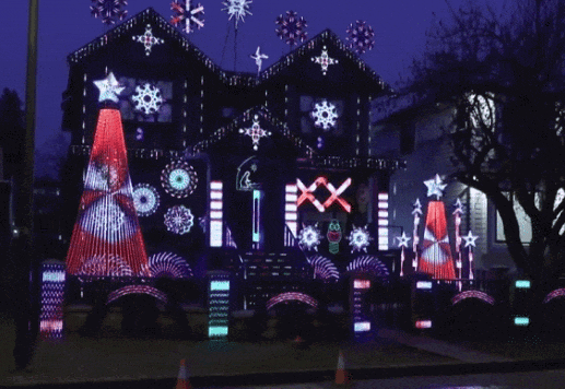 缩略图 | 太震撼！加拿大一栋独立屋火遍全网：用5万盏灯打造圣诞灯光秀！