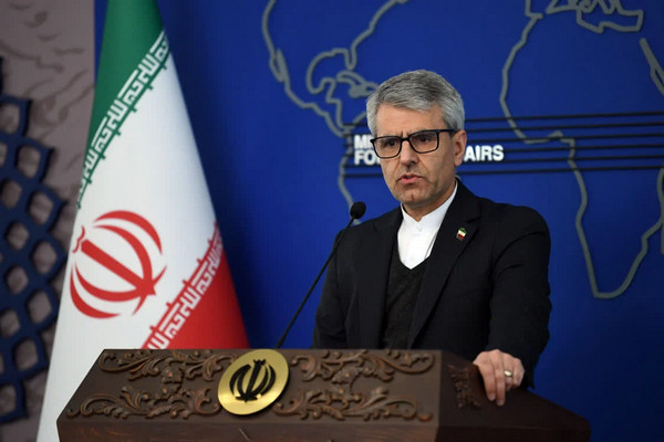 缩略图 | 美国军机沿伊朗边界飞行，伊朗寻求外交支持