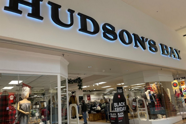 缩略图 | 败诉！华裔女富豪刘伟宏收购The Bay门店租约梦碎！