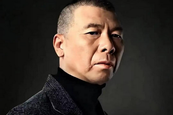 缩略图 | 冯小刚首次回应“垃圾观众”言论，对于影片亏损直言对不起投资方