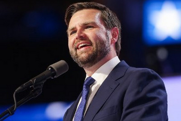 缩略图 | 美国副总统罕见开炮：加拿大移民太疯狂，生活水平下滑自找的！