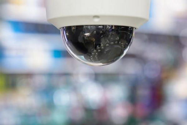 缩略图 | 加国大超市装监控镜头防偷窃，被判违法立即拆除！