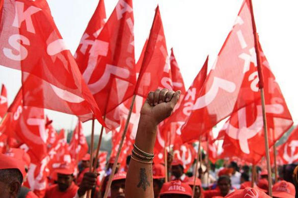缩略图 | 印度爆发最大规模游行 镰刀斧头红旗占据街头