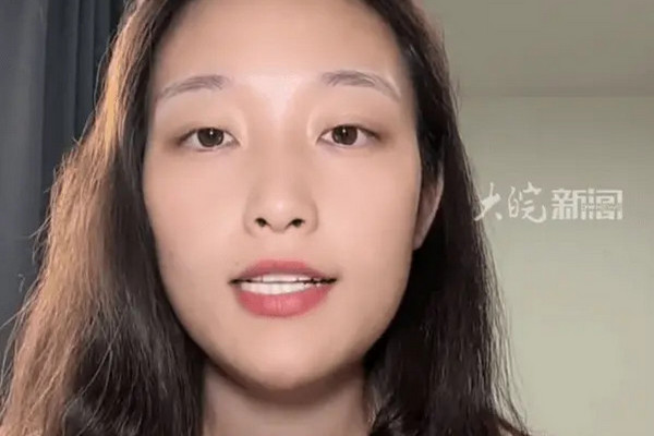 缩略图 | 6岁女童参演短剧被欠片酬，其母亲实名在线讨要片酬！