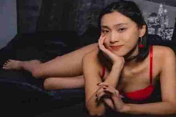 缩略图 | 揭秘亚洲第一女优刘玥：清华留学生，富二代，卖淫理由太过荒唐