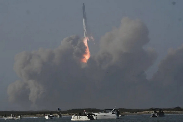 缩略图 | 马斯克详解“星舰”爆炸：“龙卷风”、飞偏、人为引爆延迟