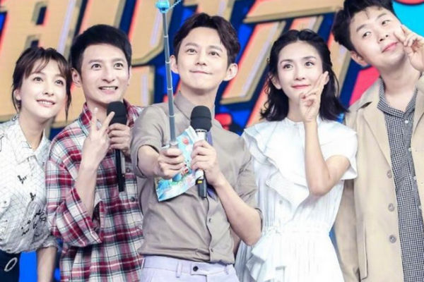 缩略图 | 《快乐大本营》停播：何炅留下，吴昕转型，谢娜维嘉跳槽，海涛退圈！